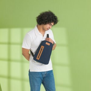 CANVAS & VEGAN LEATHER OLIVER CROSS BODY BAG